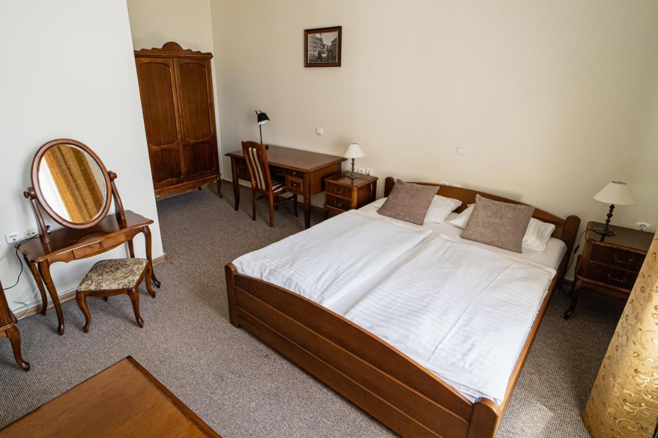 Hotel Polonia Torun Exterior photo