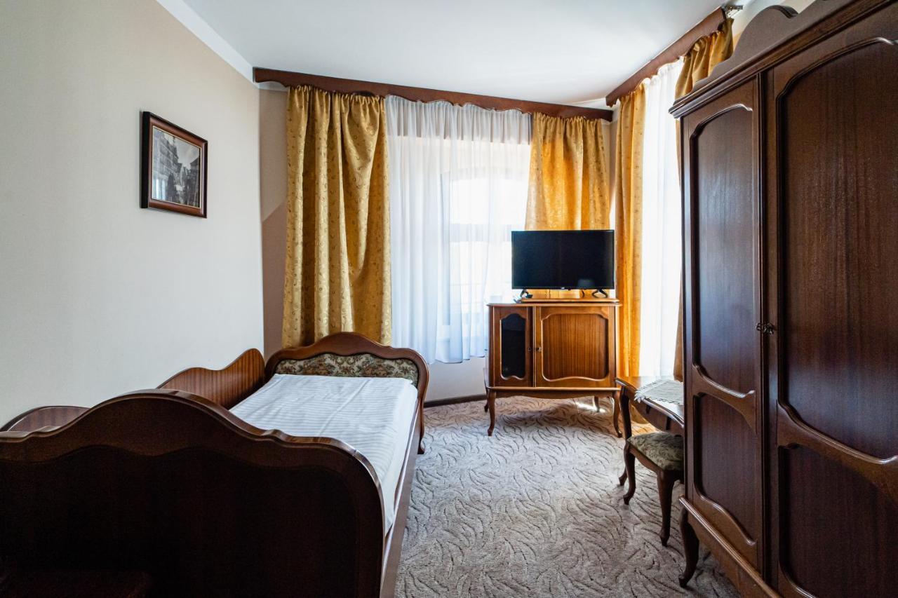 Hotel Polonia Torun Exterior photo